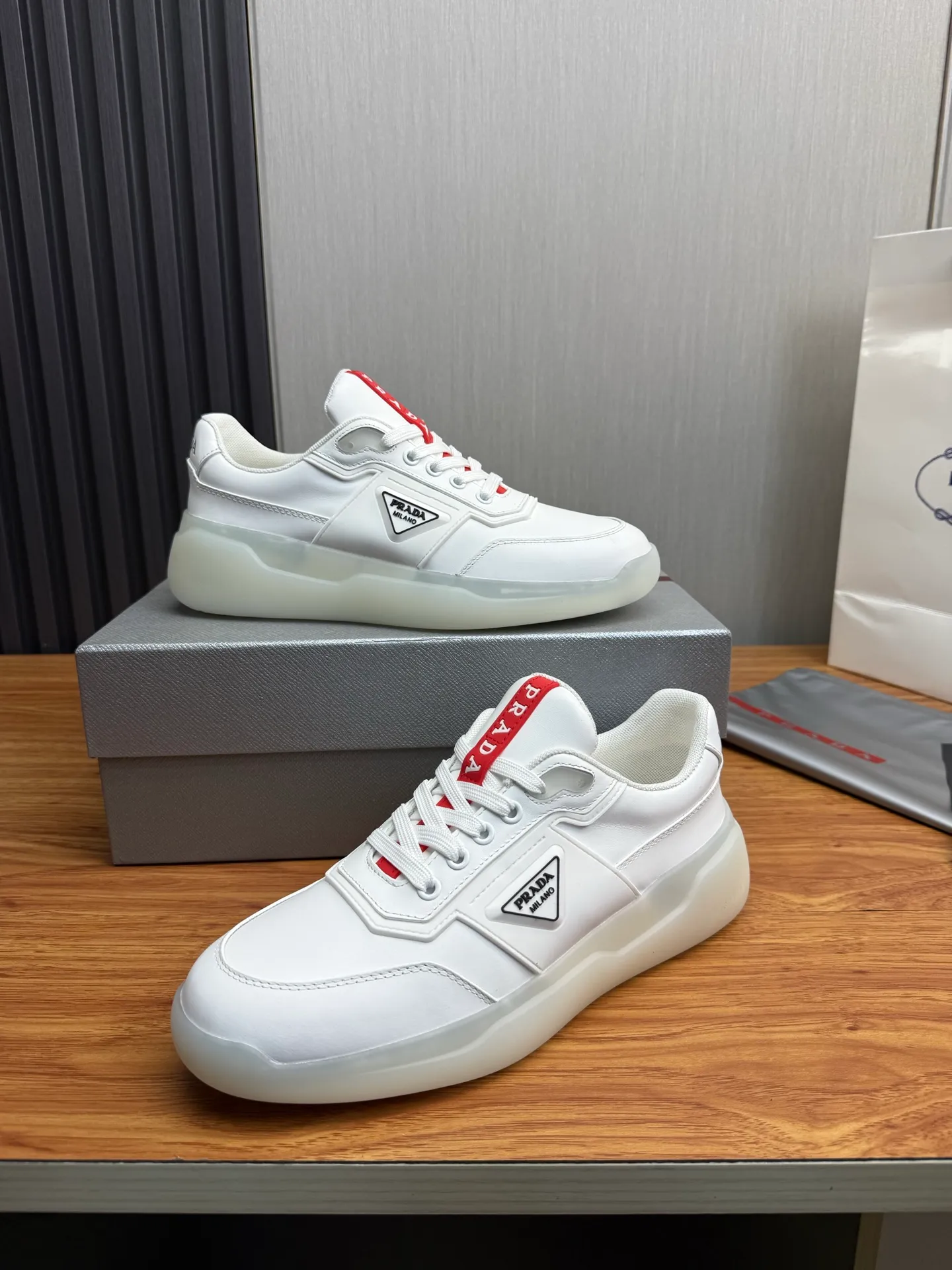 Factory price 600💰 [PRADA] Popular items in men's shoe counters, synchronized with the official website, 1 high-quality shipment ✔️Original cowhide + cowhide lining, 1🆚1 replica, original sole, 38-45 (45 customized, non-refundable)